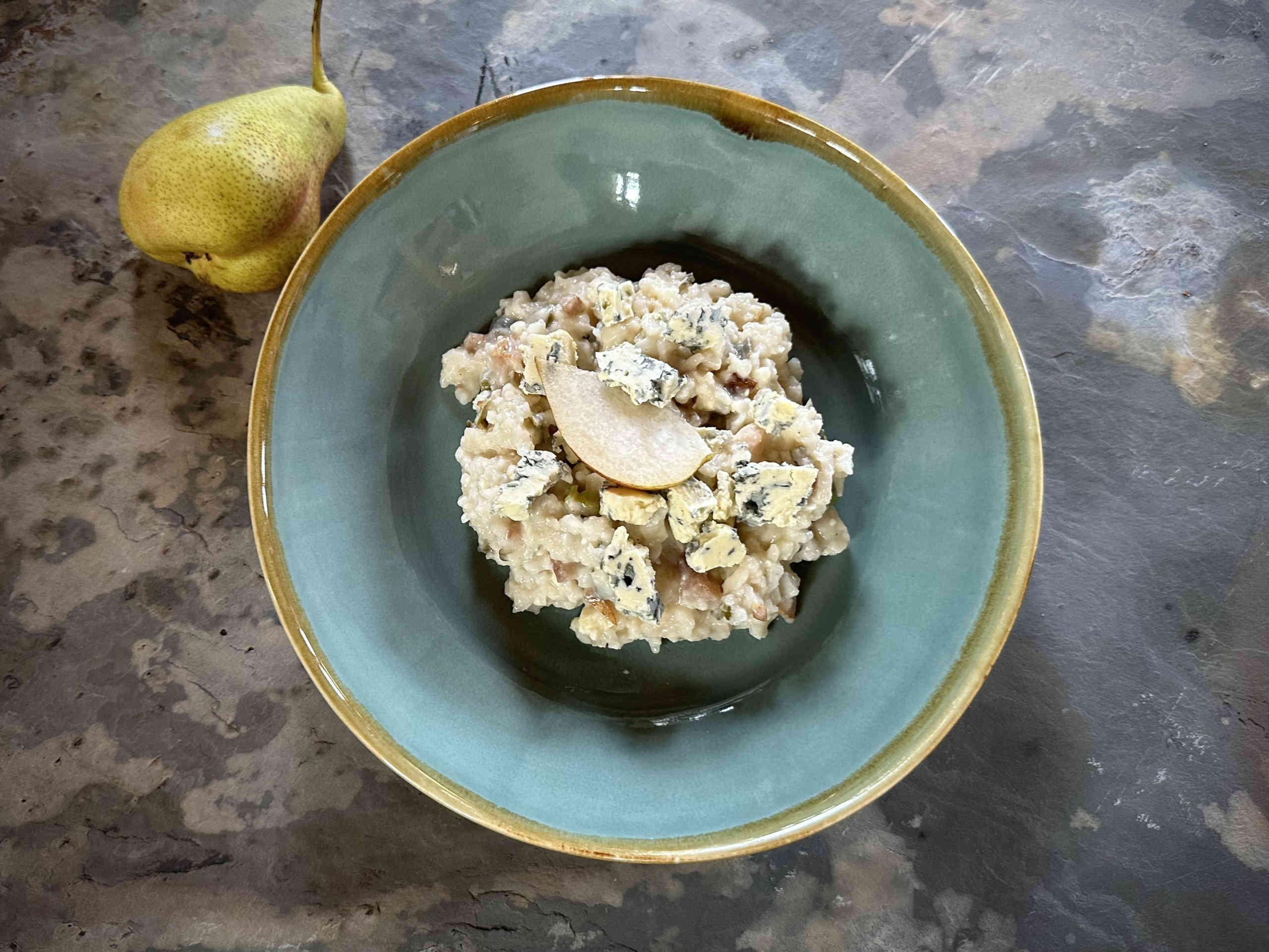 Risotto with pears and blue cheese